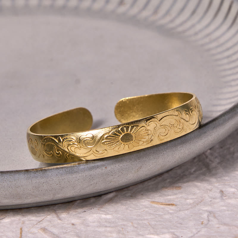 Buddha Stones Daisy Flower Vine Rame Ottone Fortuna Cura di sé Bracciale rigido