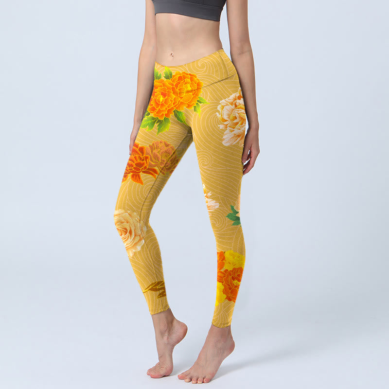 Leggings da palestra con stampa di fiori di rosa vibrante Buddha Stones da donna, pantaloni da yoga - Oro - US18, UK/AU22, EU50 (4XL) - image 1