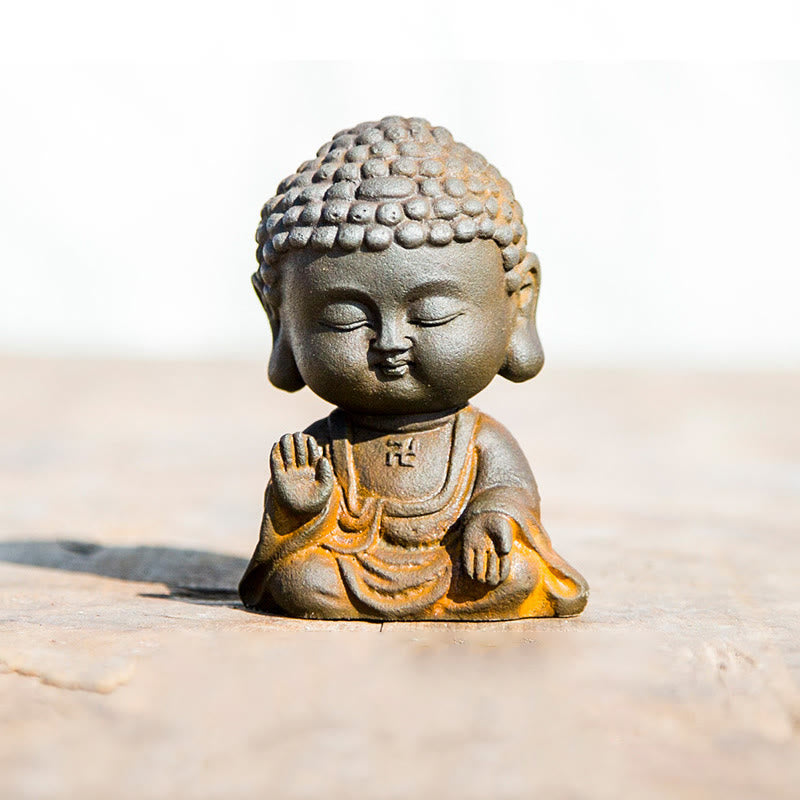 Buddha Stones Piccolo Buddha in Meditazione Statua in Resina Ruggine Polvere di Ferro Decorazione per la Casa - Buddha senza paura 9*6,5*5,2 cm - image 11