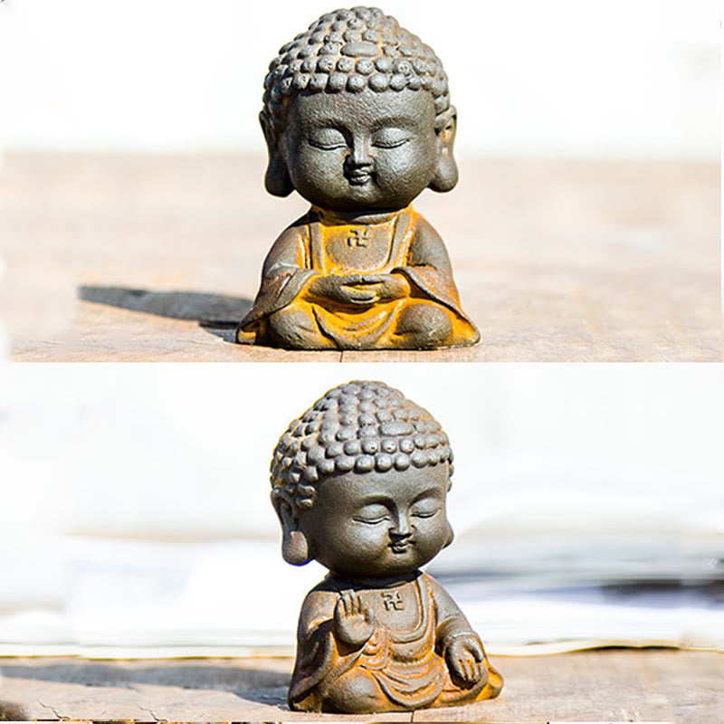 Buddha Stones Piccolo Buddha in Meditazione Statua in Resina Ruggine Polvere di Ferro Decorazione per la Casa