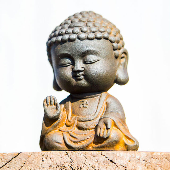 Buddha Stones Piccolo Buddha in Meditazione Statua in Resina Ruggine Polvere di Ferro Decorazione per la Casa