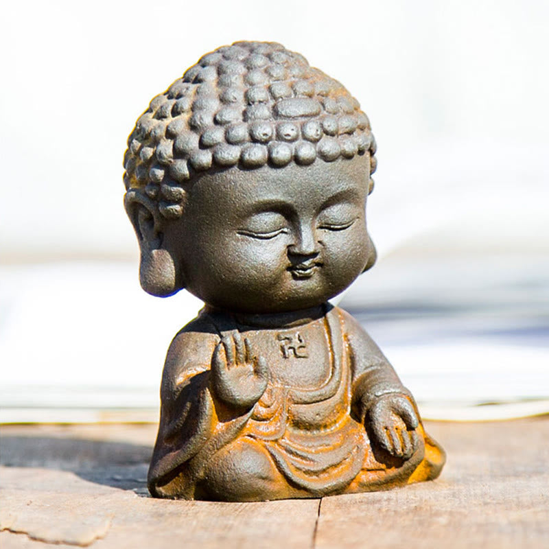 Buddha Stones Piccolo Buddha in Meditazione Statua in Resina Ruggine Polvere di Ferro Decorazione per la Casa