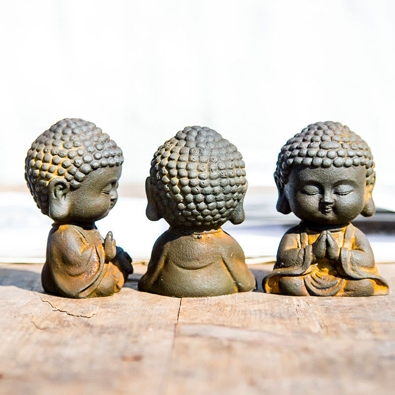 Buddha Stones Piccolo Buddha in Meditazione Statua in Resina Ruggine Polvere di Ferro Decorazione per la Casa