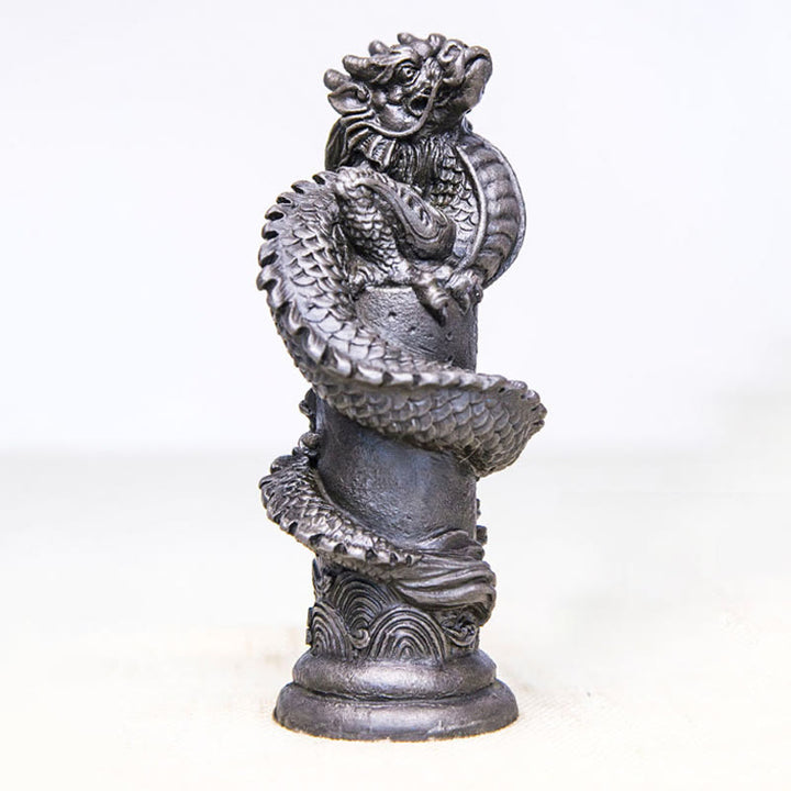 Buddha Stones fatto a mano drago volante intorno al pilastro polvere di ferro ruggine statua in resina decorazione per la casa