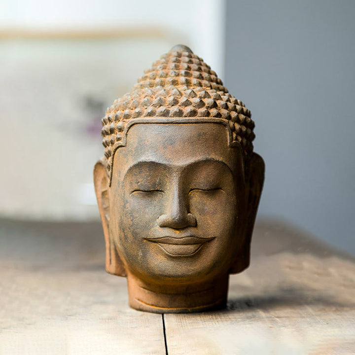 Buddha Stones Occhi Chiusi Contemplazione Meditazione Testa del Buddha Polvere di Ferro Ruggine Statua in Resina Decorazione per la Casa