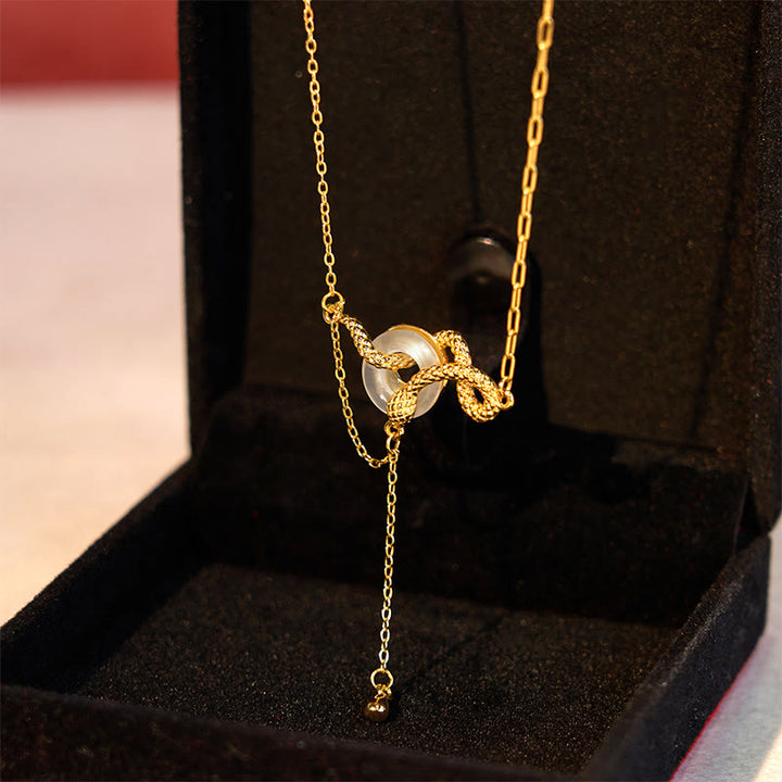 Buddha Stones Calcedonio Fibbia della Pace Argento Sterling 925 Oro Anno del Serpente Collana Pendente Armonia