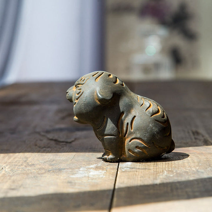 Buddha Stones Mini Carino Tigre Ferro Polvere Ruggine Statua Resina Decorazione Casa