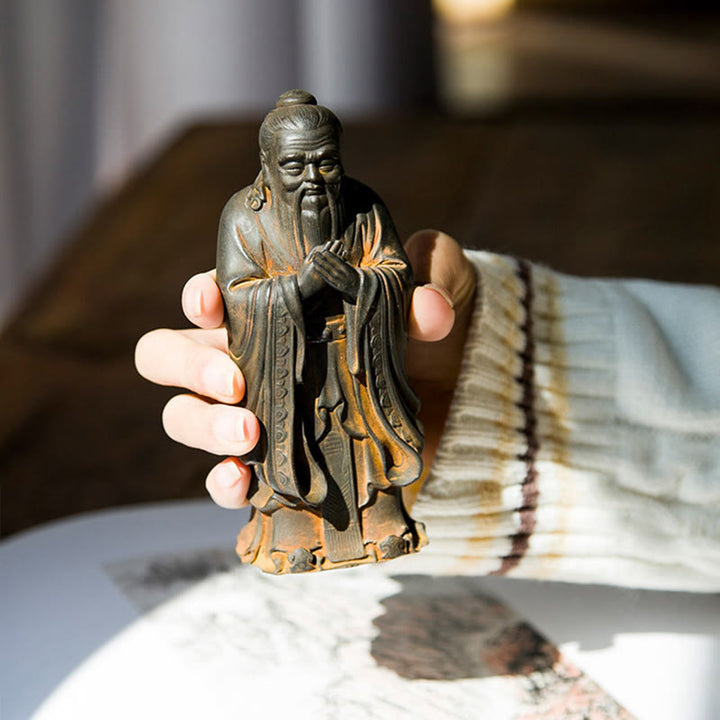 Buddha Stones fatte a mano Confucio polvere di ferro ruggine statua in resina decorazione della casa