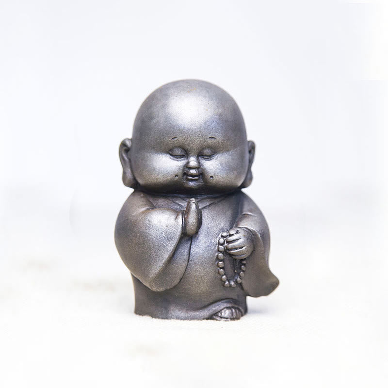 Statua in resina fusa Buddha Stones fatta a mano, piccolo monaco, in polvere di ferro, decorazione per la casa