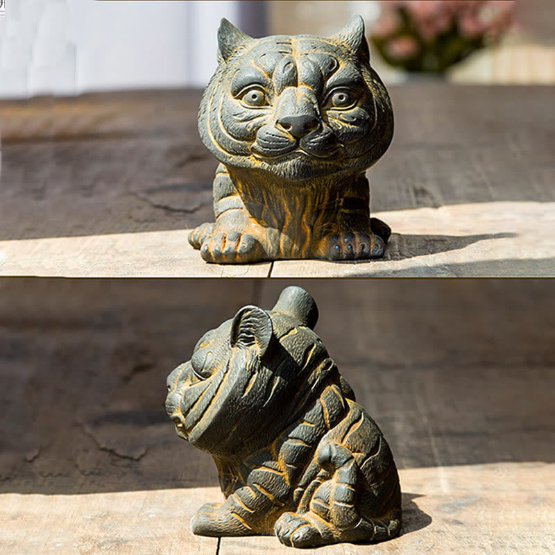 Buddha Stones Fatto a mano Piccola adorabile tigre in polvere di ferro ruggine statua in resina fusa decorazione per la casa - image 5