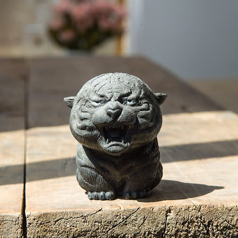 Statua in resina Buddha Stones con polvere di ferro e ruggine fatta a mano in miniatura di tigre ruggente, decorazione per la casa