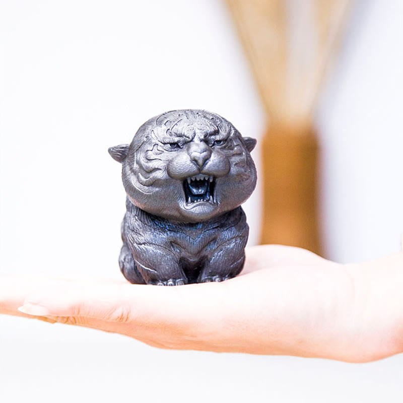 Statua in resina Buddha Stones con polvere di ferro e ruggine fatta a mano in miniatura di tigre ruggente, decorazione per la casa
