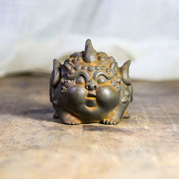 Buddha Stones Fatto a Mano Ricchezza PiXiu Polvere di Ferro Ruggine Statua in Resina Decorazione per la Casa