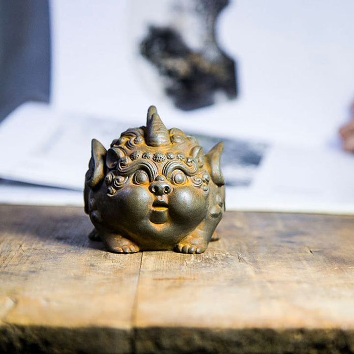 Buddha Stones Fatto a Mano Ricchezza PiXiu Polvere di Ferro Ruggine Statua in Resina Decorazione per la Casa - image 9