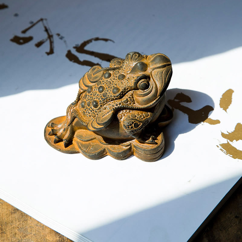 Buddha Stones fatte a mano Feng Shui Rana Rospo Monete di rame Polvere di ferro Ruggine Statua in resina Decorazione per la casa - Rana Feng Shui - Versione ruggine 6*6*7cm - image 0