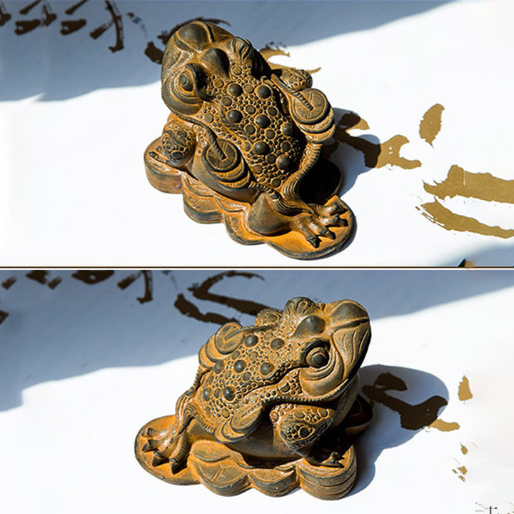 Buddha Stones fatte a mano Feng Shui Rana Rospo Monete di rame Polvere di ferro Ruggine Statua in resina Decorazione per la casa