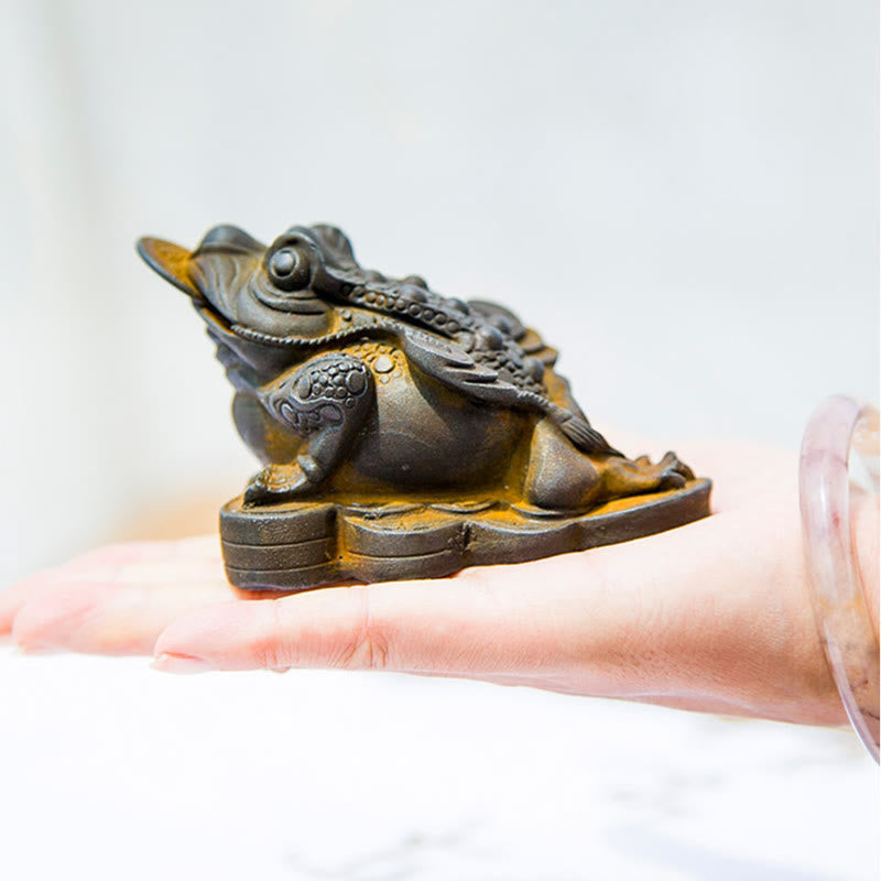Buddha Stones fatte a mano Feng Shui Rana Rospo Monete di rame Polvere di ferro Ruggine Statua in resina Decorazione per la casa