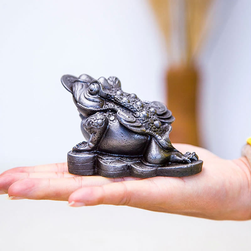 Buddha Stones fatte a mano Feng Shui Rana Rospo Monete di rame Polvere di ferro Ruggine Statua in resina Decorazione per la casa