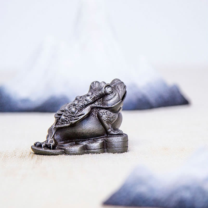 Buddha Stones fatte a mano Feng Shui Rana Rospo Monete di rame Polvere di ferro Ruggine Statua in resina Decorazione per la casa