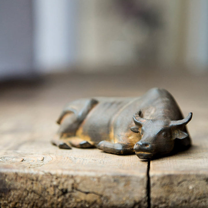 Buddha Stones fatto a mano piccolo bufalo d'acqua toro polvere di ferro ruggine statua in resina decorazione per la casa