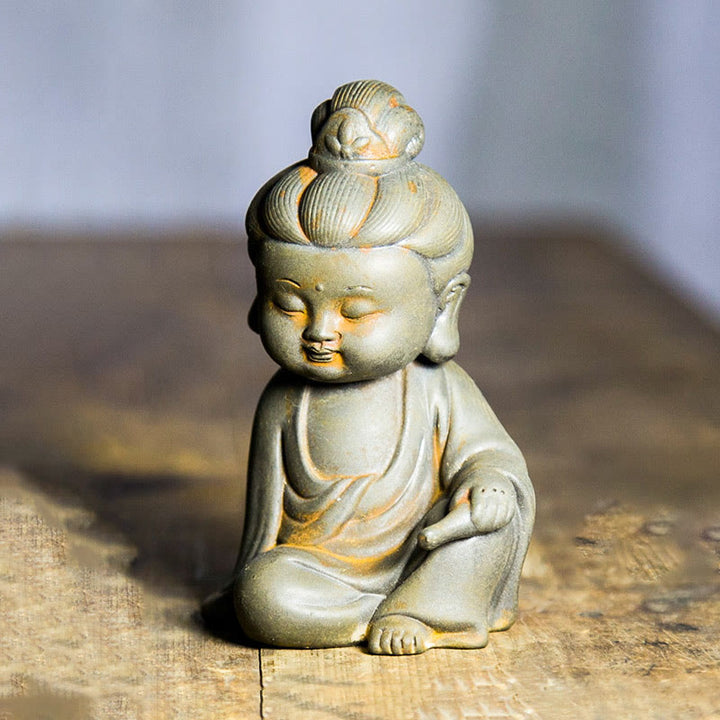 Buddha Stones Fatte a mano Ksitigarbha Kwan Yin Guanyin Avalokitesvara Tathagata Polvere di ferro Ruggine Statua in resina colata Decorazione della casa - Versione Rust - Avalokitesvara 12,5*8,3*6,5cm - image 7
