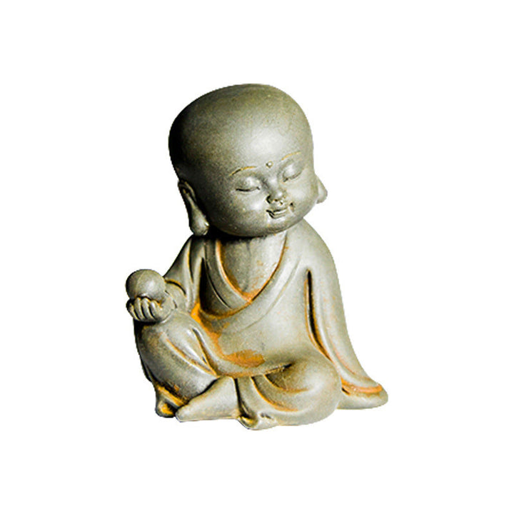 Buddha Stones Fatte a mano Ksitigarbha Kwan Yin Guanyin Avalokitesvara Tathagata Polvere di ferro Ruggine Statua in resina colata Decorazione della casa