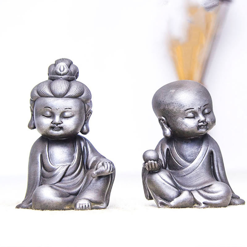 Buddha Stones Fatte a mano Ksitigarbha Kwan Yin Guanyin Avalokitesvara Tathagata Polvere di ferro Ruggine Statua in resina colata Decorazione della casa