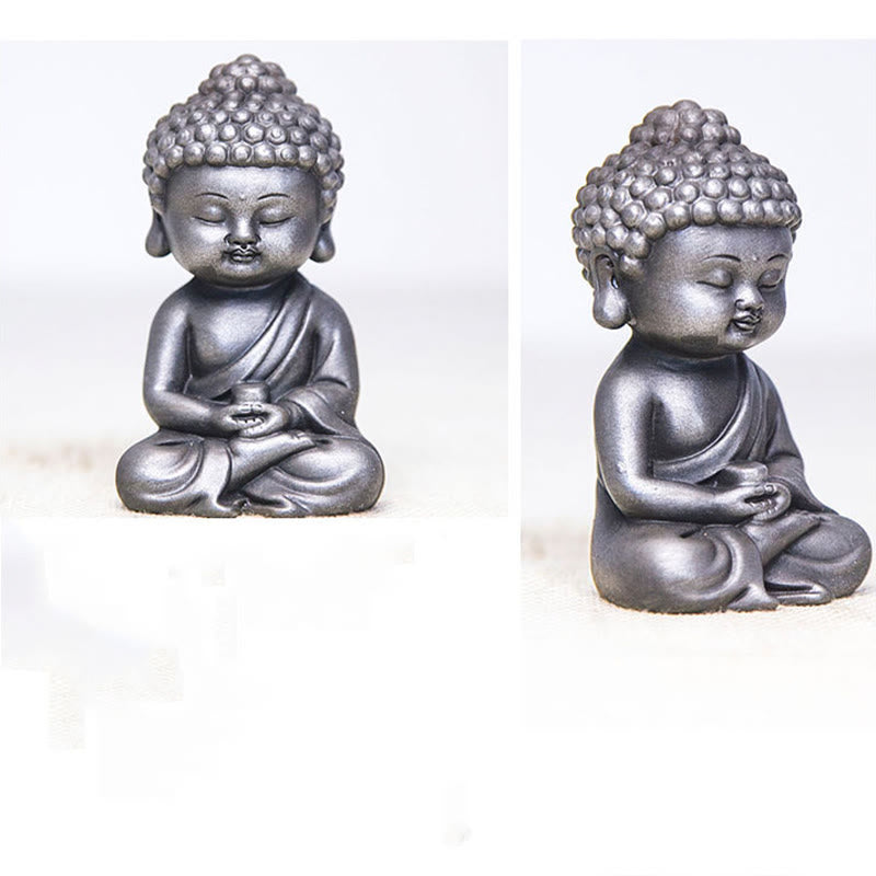 Buddha Stones Fatte a mano Ksitigarbha Kwan Yin Guanyin Avalokitesvara Tathagata Polvere di ferro Ruggine Statua in resina colata Decorazione della casa
