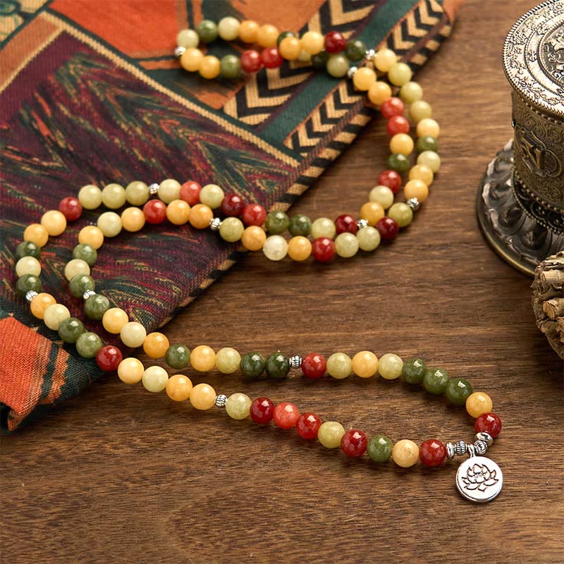 Buddha Stones 108 Mala Beads Pietra colorata naturale Topazio Diaspro rosso Diaspro verde Braccialetto di protezione del loto