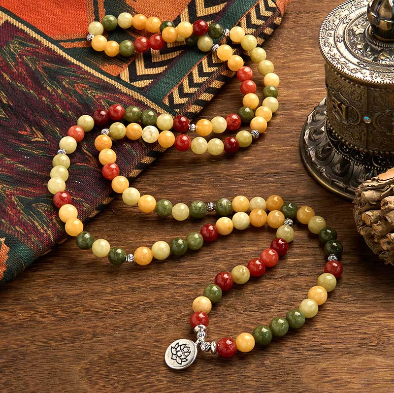 Buddha Stones 108 Mala Beads Pietra colorata naturale Topazio Diaspro rosso Diaspro verde Braccialetto di protezione del loto - image 1