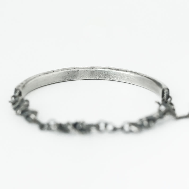 Braccialetto di protezione a metà con motivo a martello in argento sterling Buddha Stones