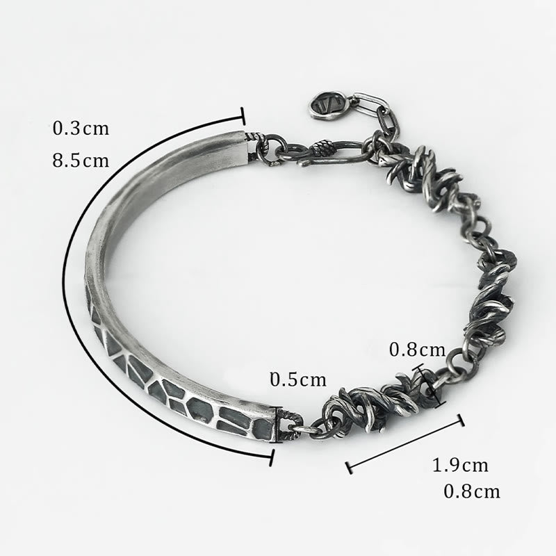 Braccialetto di protezione a metà con motivo a martello in argento sterling Buddha Stones