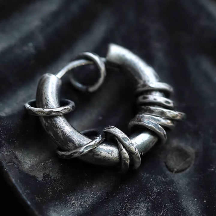 Orecchini di protezione in argento sterling 925 Buddha Stones martellati a mano