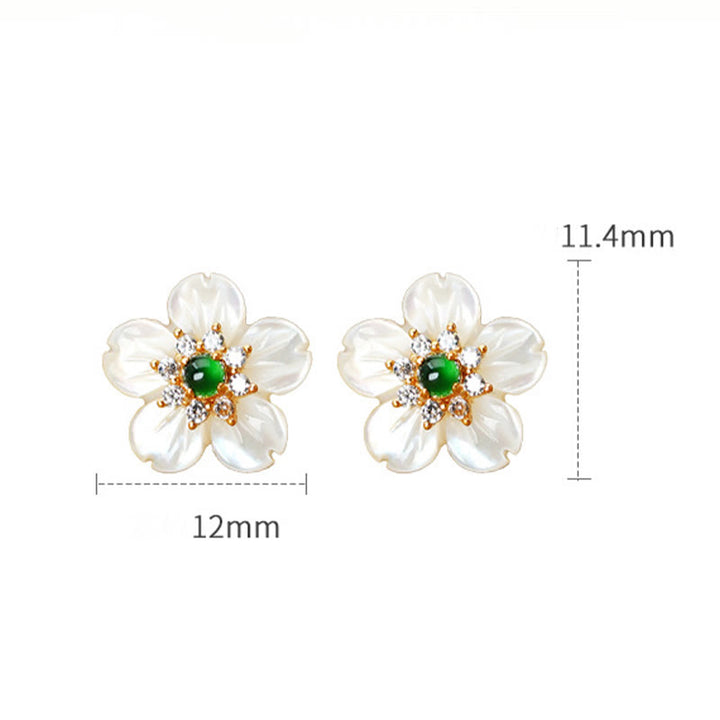 Orecchini Buddha Stones in argento sterling 925 con pietra Tridacna e fiori di giada