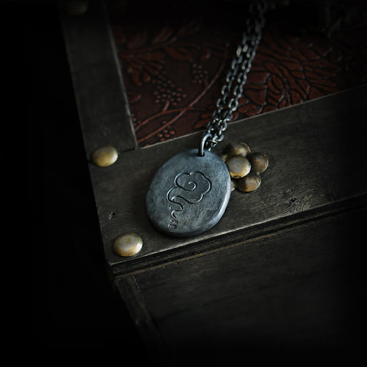 Collana pendente con ciondolo a forma di gru con nuvole di buon auspicio, in argento Buddha Stones 999 e oro 24k