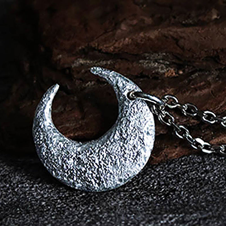 Collana con ciondolo a forma di luna in argento sterling 999 Buddha Stones