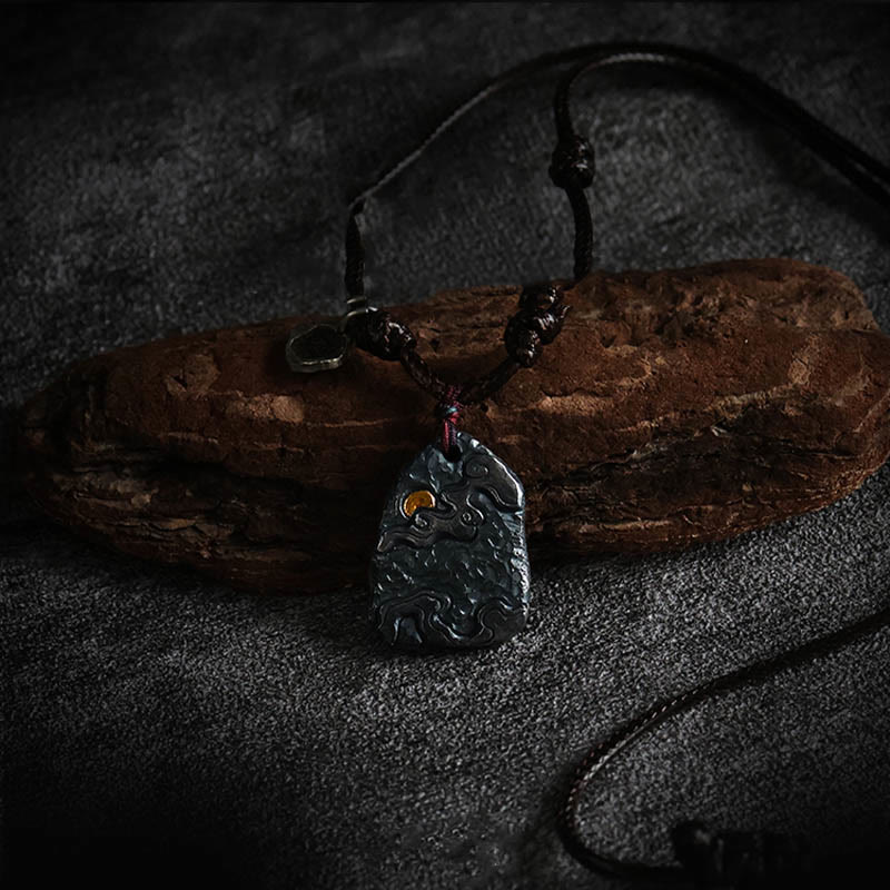 Collana con ciondolo di protezione con nuvole di buon auspicio in argento sterling 999 e oro 24k, Buddha Stones