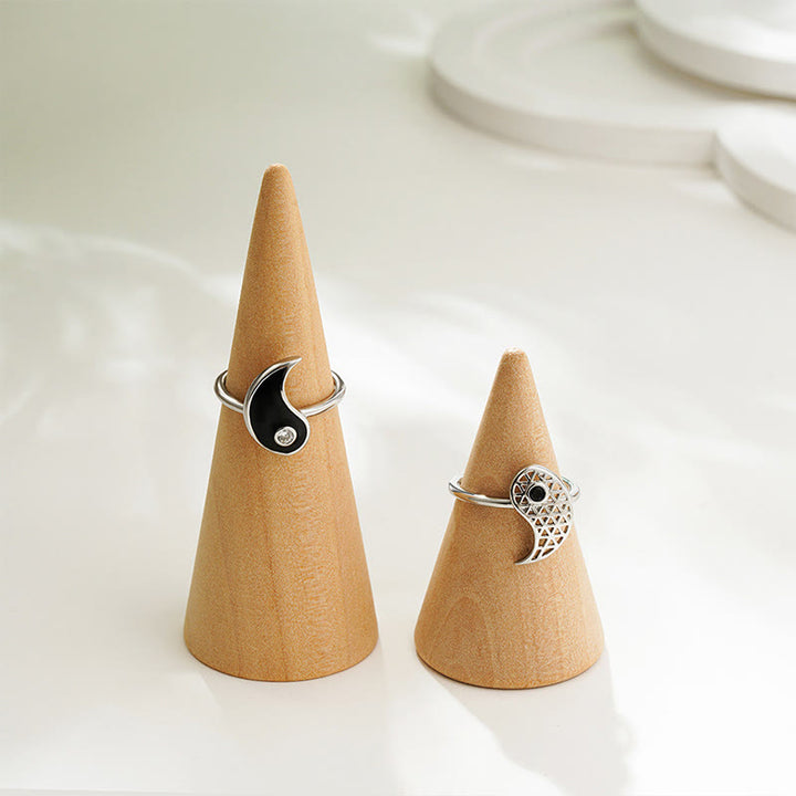 Anello di coppia in acciaio al titanio Buddha Stones Yin Yang con polsino in equilibrio