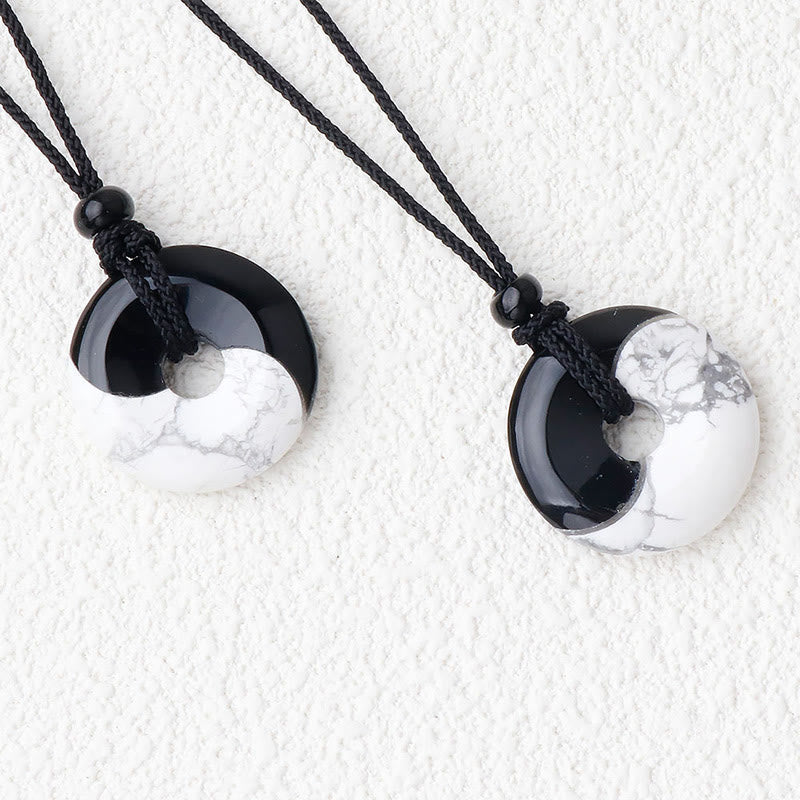 Buddha Stones Ossidiana nera naturale Turchese bianco Yin Yang Pace Fibbia Design Corda intrecciata Forza Collana Pendente