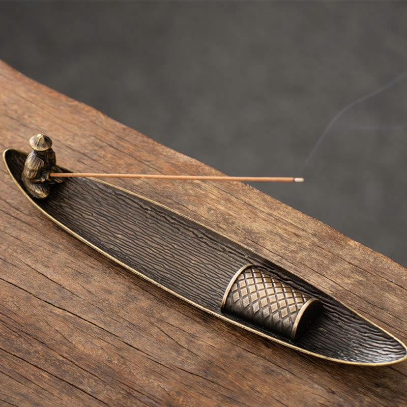 Buddha Stones Pescatore Barca Koi Pesce Lega di Zinco Porta Bastoncini di Incenso Bruciatore di Incenso Curativo Decorazione - Pescatore 21,7*3,9*3,4 cm (senza incenso) - image 13