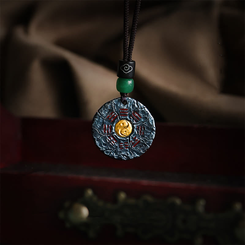 Buddha Stones Argento Sterling 999 Oro 24k Bagua Tai Chi Yin Yang Design Fantasmi di montagna Spendere soldi Collana pendente Armonia - Catena in argento sterling 999 e corda di cotone - image 0