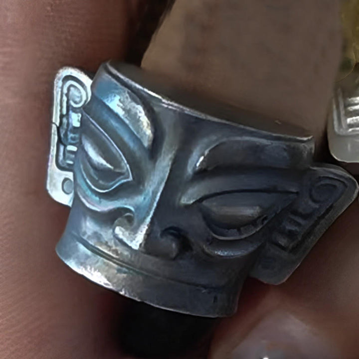 Anello di protezione per maschera Sanxingdui in argento sterling 999 Buddha Stones e fusione a mano