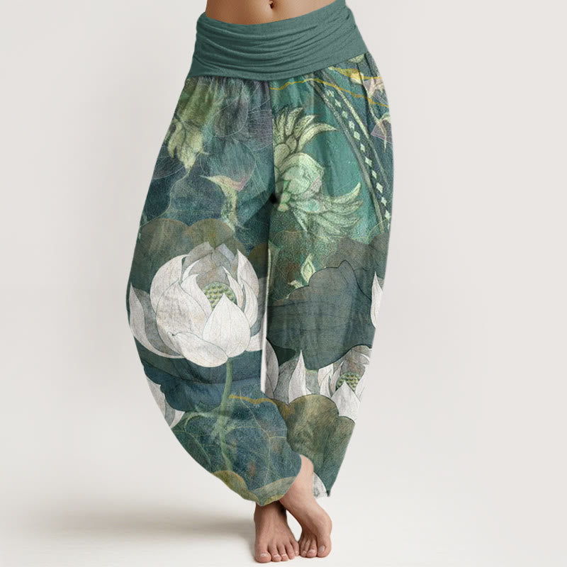 Pantaloni harem casual da donna con elastico in vita e motivo a foglie di loto bianco Buddha Stones - SeaGreen - US22, UK/AU26, EU54 (6XL) - image 1