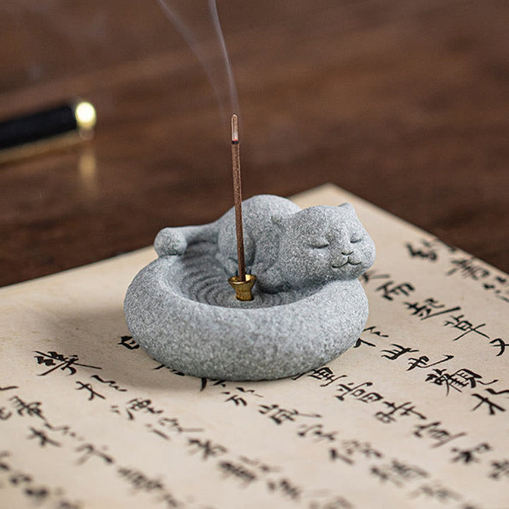 Buddha Stones Carino Gatto Pigro in Piedi Bruciatore di Incenso Guarigione Decorazione da Scrivania