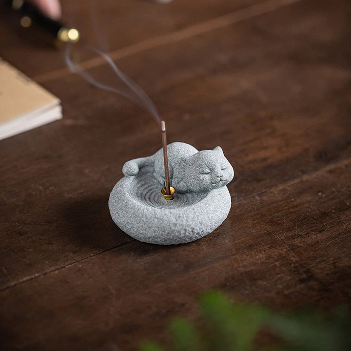 Buddha Stones Carino Gatto Pigro in Piedi Bruciatore di Incenso Guarigione Decorazione da Scrivania