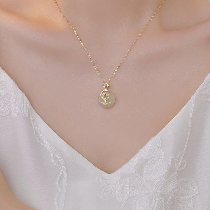 Buddha Stones 925 Sterling Silver Fu Carattere Hetian Giada Fibbia della Pace Anno del Serpente Collana Pendente Fortuna
