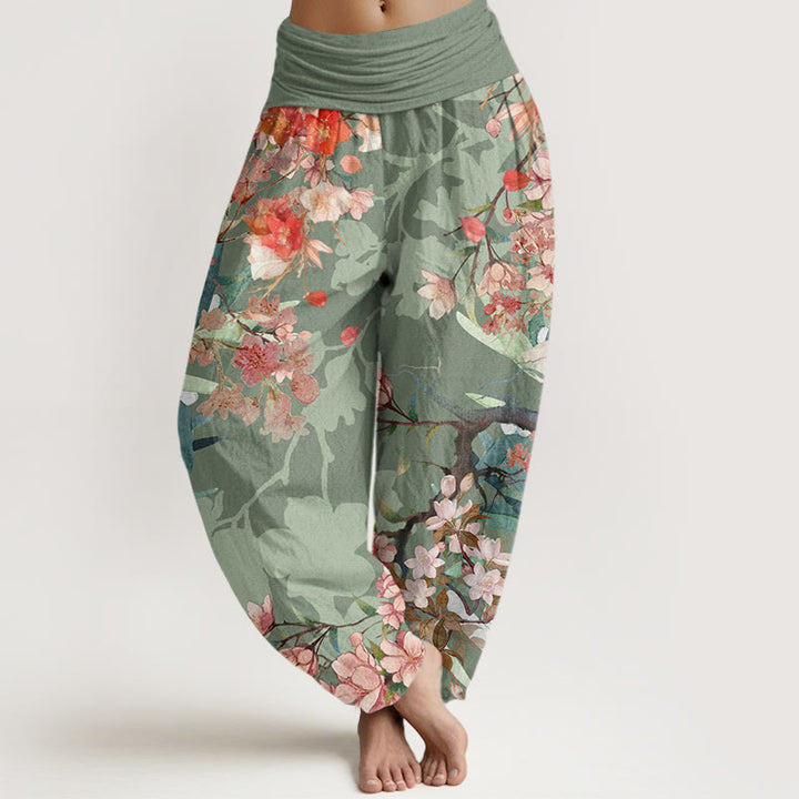 Pantaloni harem da donna con elastico in vita, in cotone, con Buddha Stones, fiori rossi e rosa, rami rigogliosi - Verde Mare Scuro - US22, UK/AU26, EU54 (6XL) - image 0