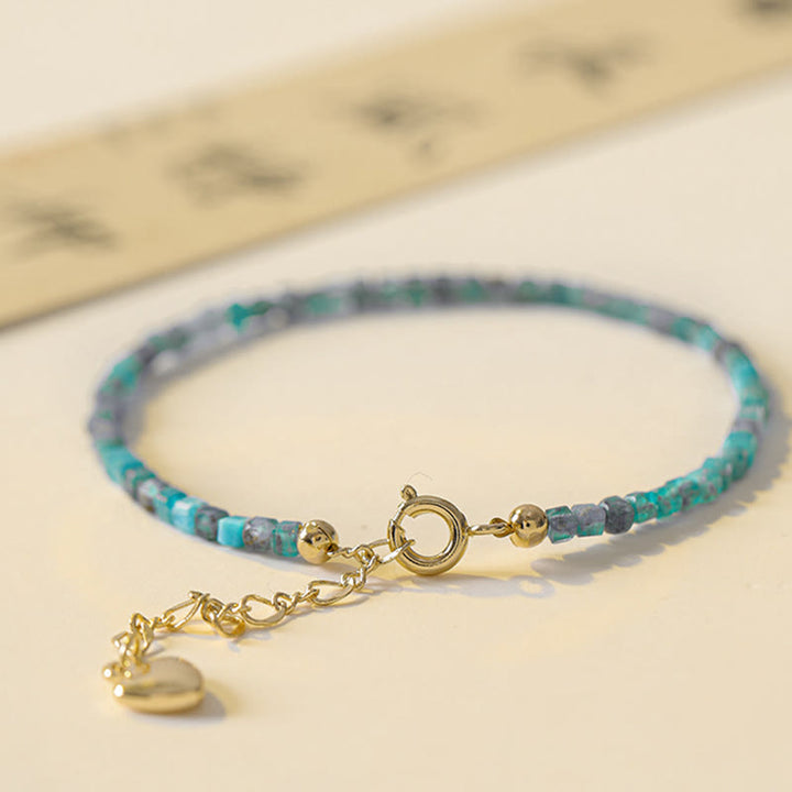 Braccialetto motivazionale a forma di cuore in rame placcato oro 14k con perline ultrasottili in apatite da 2,5 mm di Buddha Stone