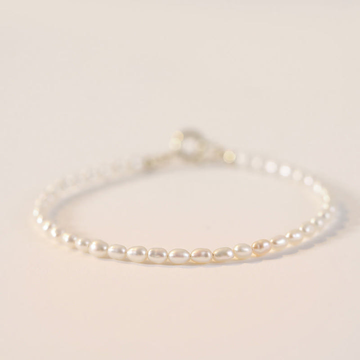 Braccialetto della saggezza in rame placcato oro 14k con perle naturali da 2 mm e perle ultrasottili Buddha Stones