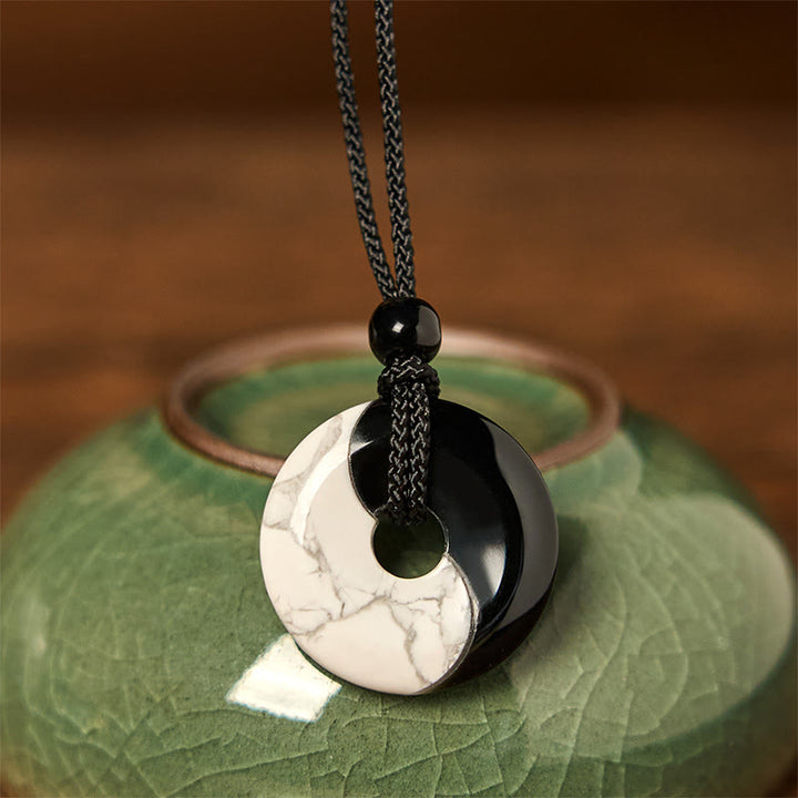Buddha Stones Ossidiana nera naturale Turchese bianco Yin Yang Pace Fibbia Design Corda intrecciata Forza Collana Pendente